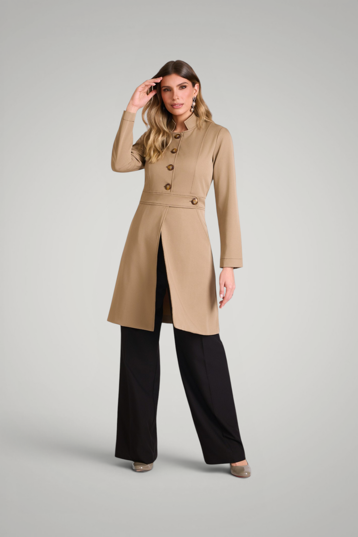 Jaleco Paola I Fendi + Café