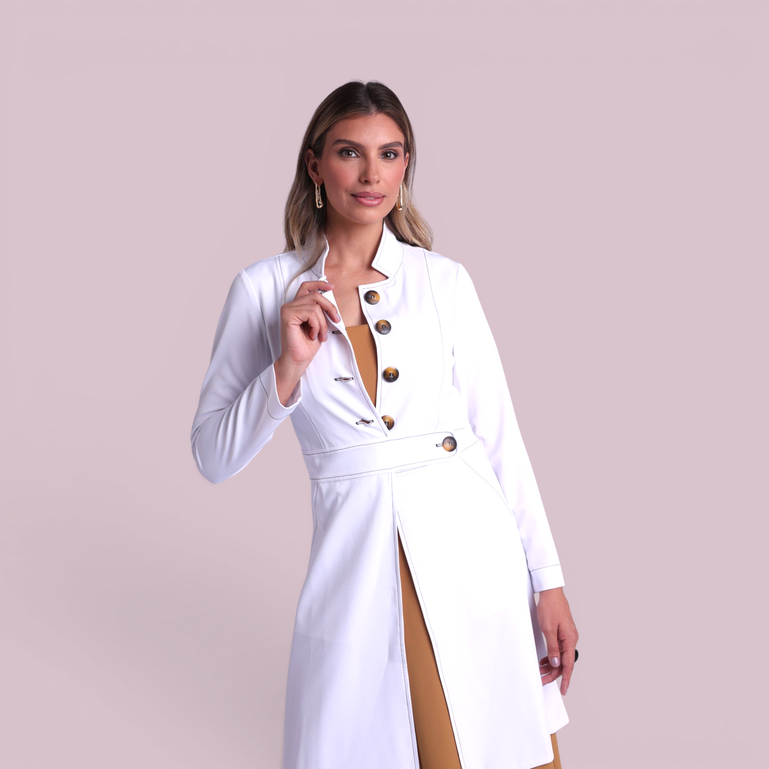 Jaleco Paola I Branco + Café