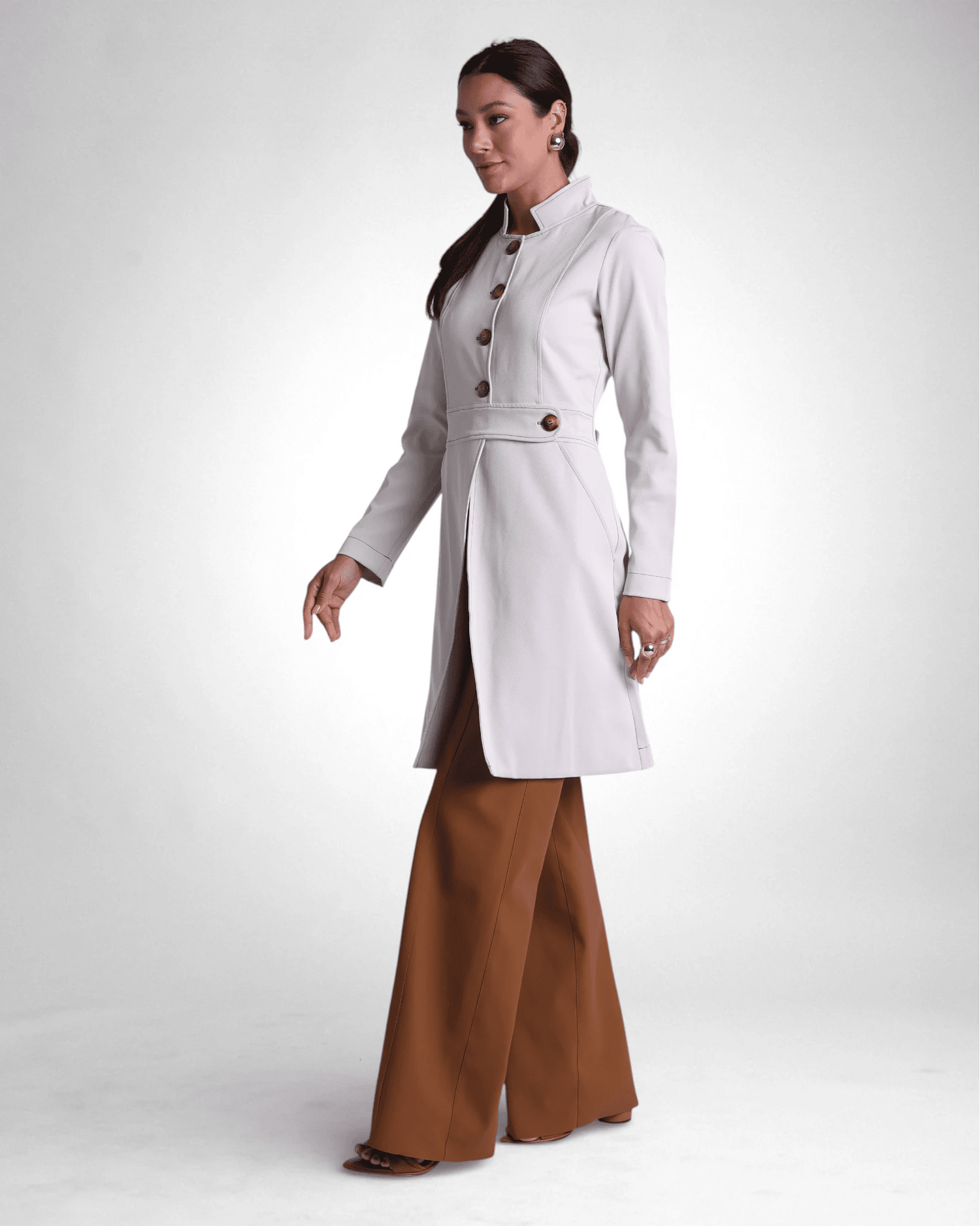 Jaleco Paola I Marfim + Café - HOLI